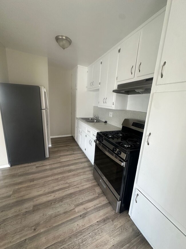 Photo - 11736 S Vermont Ave.