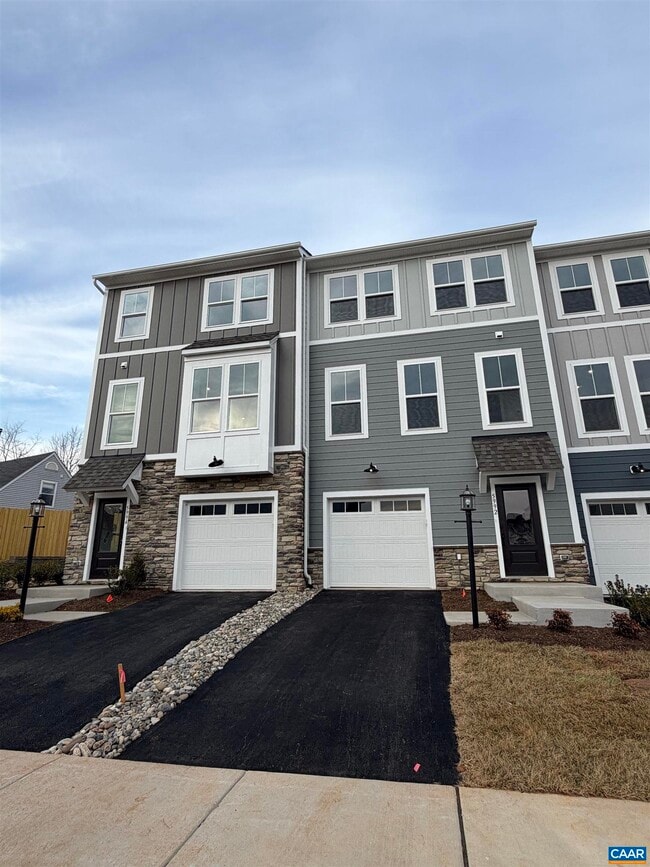 Photo - 5992 Cling Ln