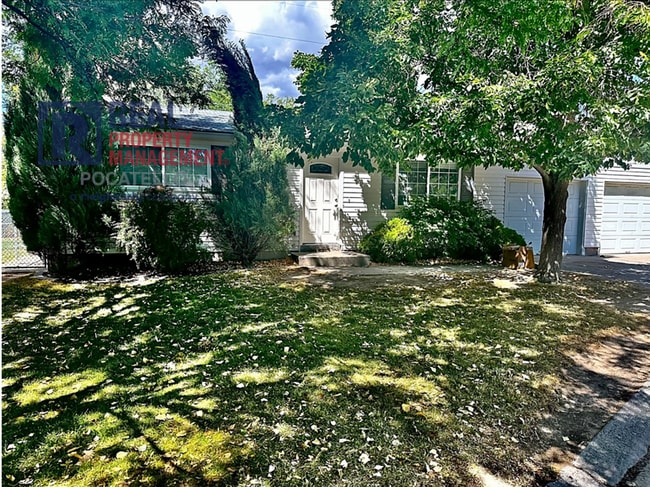 Building Photo - 1420 -1422 Jensen Rd Unit 1422