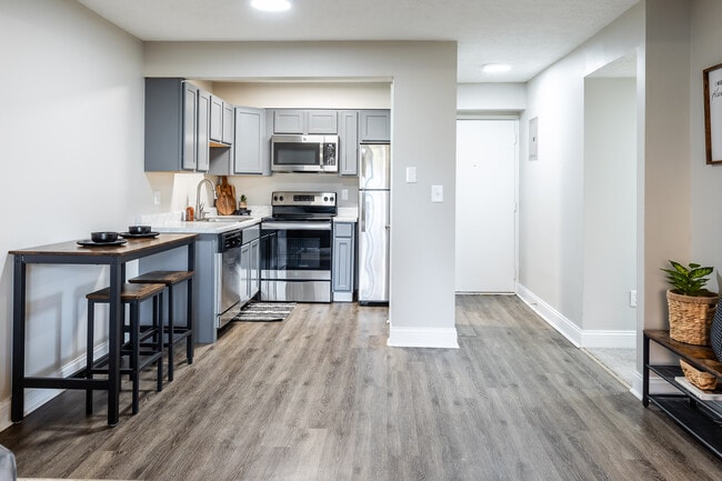 Photo - 603 Hanna Ave Apartments