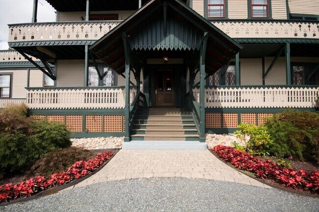 Photo - 35 Chastellux Ave Apartment Unit J