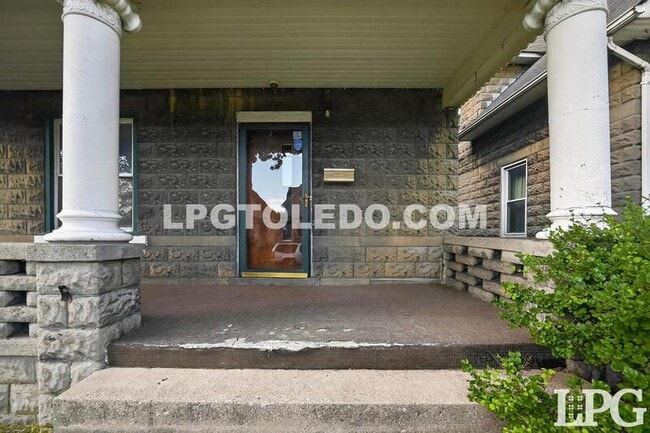 Photo - 1715 Greenwood Ave