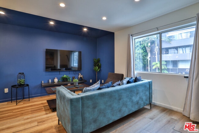 Photo - 1540 N Bronson Ave Apartment Unit 9