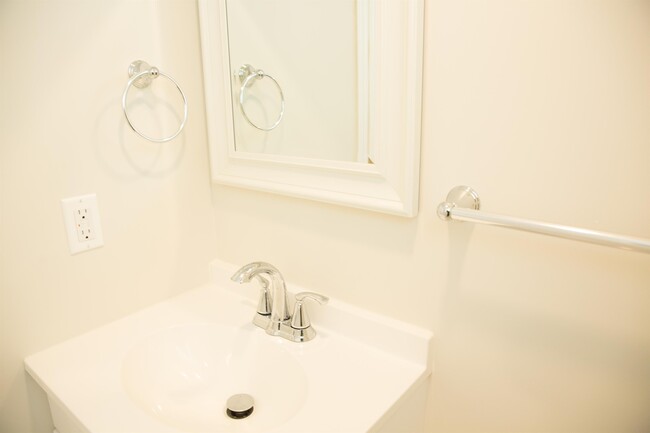 4 Camilla Crescent Unit 3