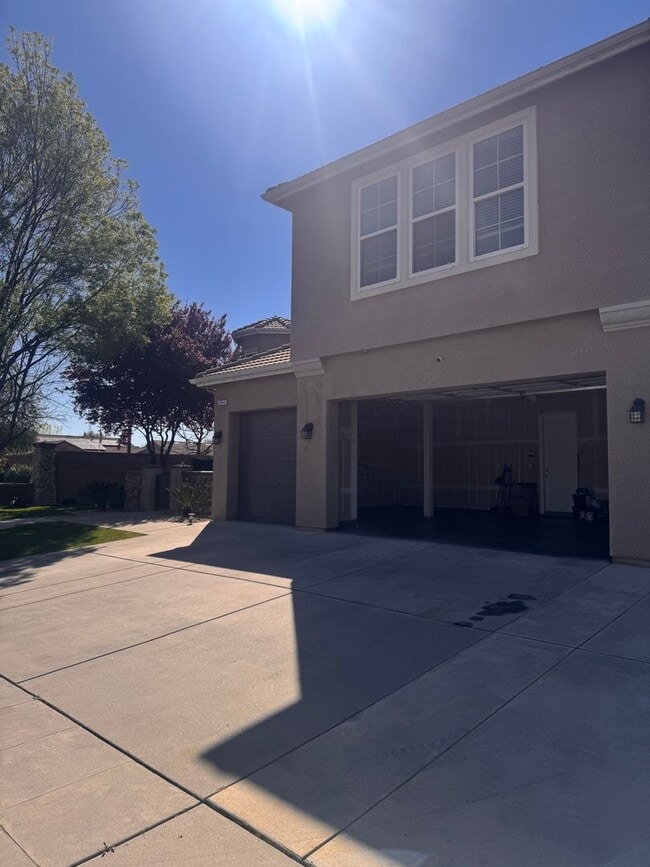 Photo - Beautiful single family home