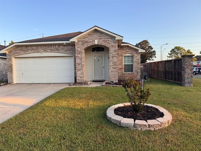 Building Photo - 7623 Village Mill Ln