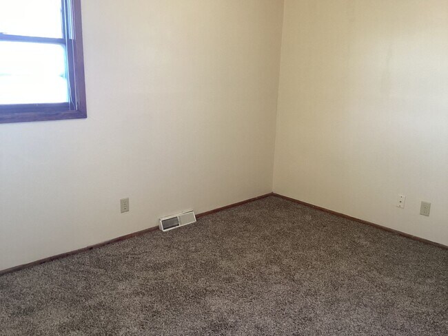 Photo - 9135-9137-9137 N Swan Rd Unit 9137