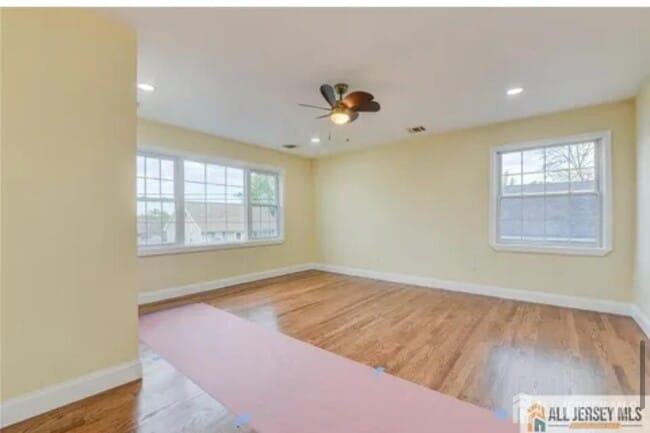 607 Almon Ave