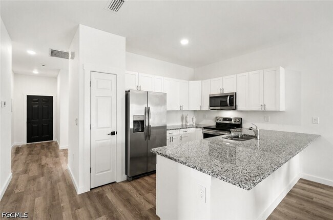 Photo - 1130 Harold Ave S
