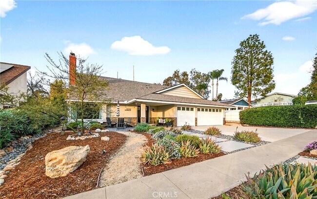 Photo - 2109 Smokewood Ave