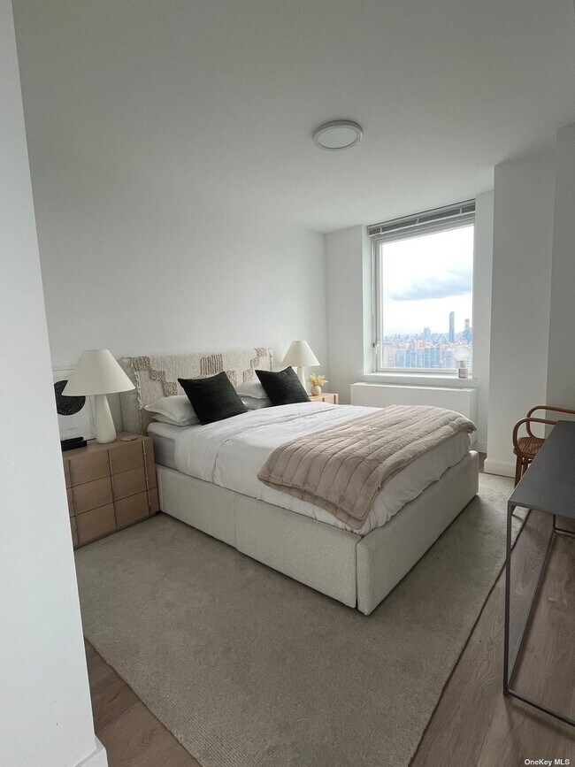 Photo - 5241 Center Blvd Unit 4210