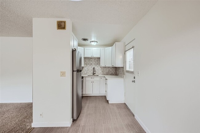 Photo - 12737 Greenwood Ave N Unidad A