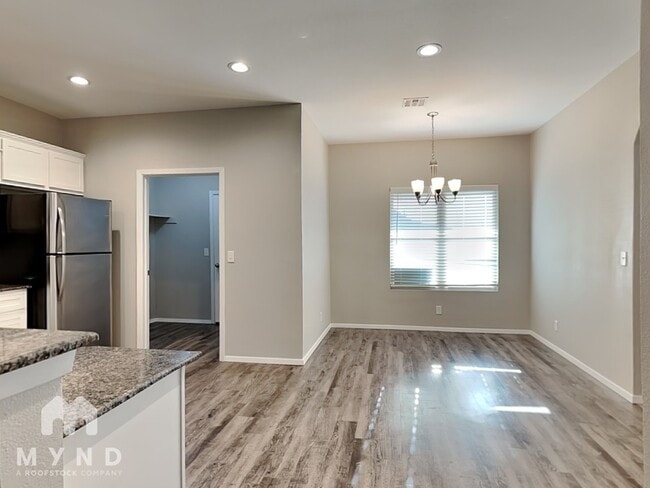 Photo - 2013 Orchid Ln