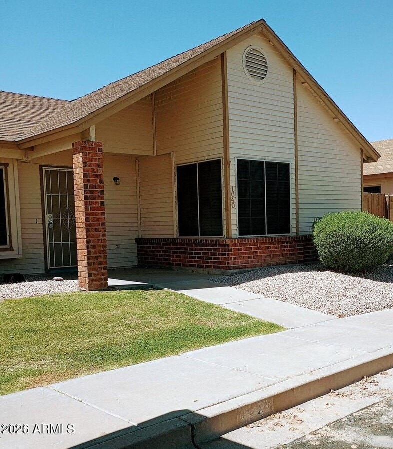 Photo - 1055 N Recker Rd