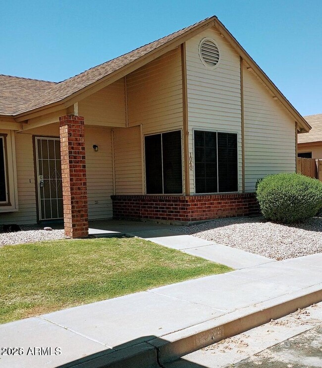 1055 N Recker Rd