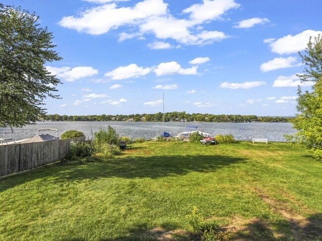 Photo - 25678 W Long Beach Dr