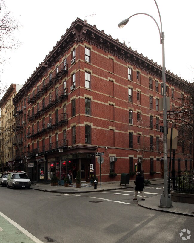Photo - 120-126 Christopher St Apartments