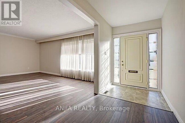 Photo - 80 Alamosa Dr