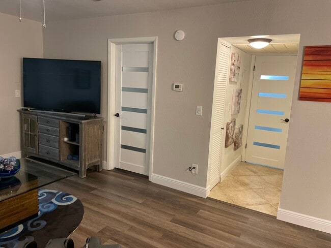 Photo - 3034 Eastland Blvd Unit Imperial Oaks
