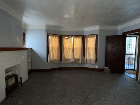 Photo - 2945 E 128th St