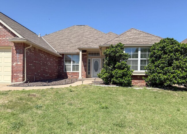 Photo - Gated in West Edmond! Storm Shelter! Tons of Space!
