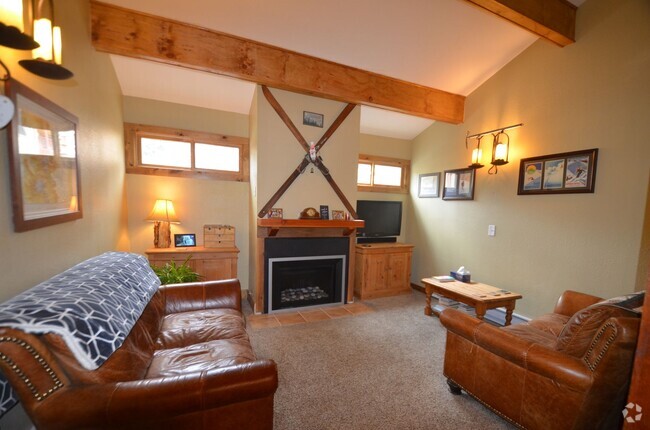 Building Photo - Pets Negotiable! Walk to town and ski lif... Rental