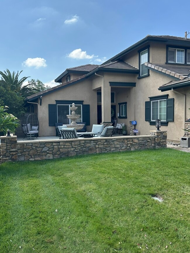 Photo - 16275 Summerset Street