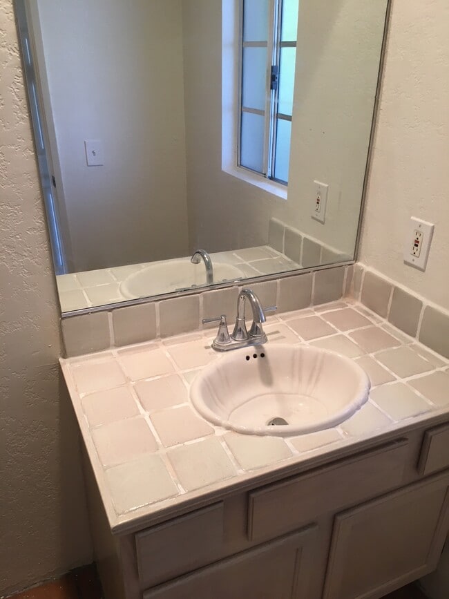 Photo - 1460 Mansfield N Ave Unit 314