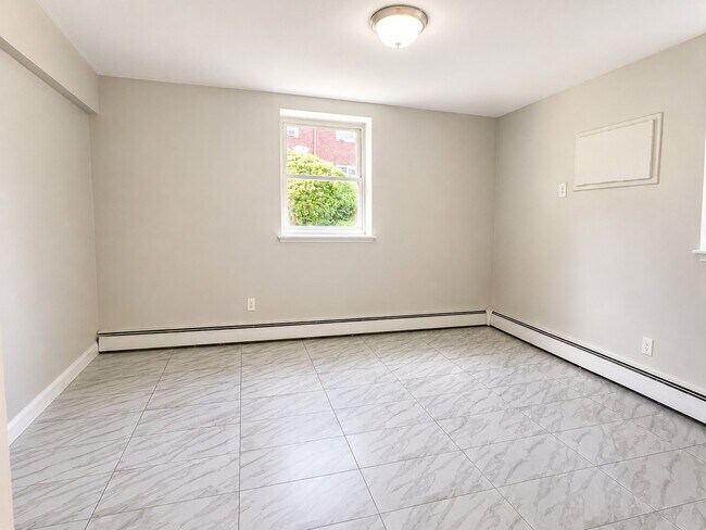 Photo - 111 Lincoln Ave Unit 6A