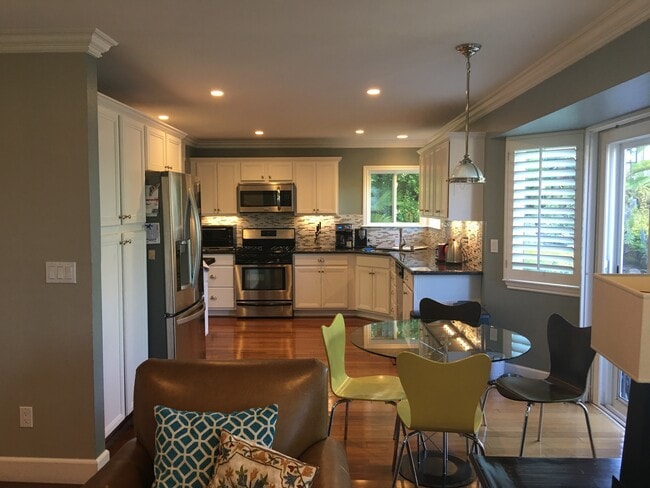 Photo - 5841 Charter Oaks Dr