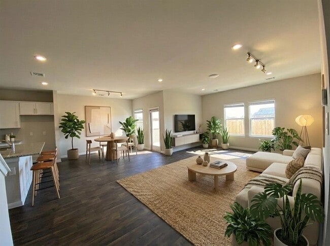 Photo - 154 Solitude Dr