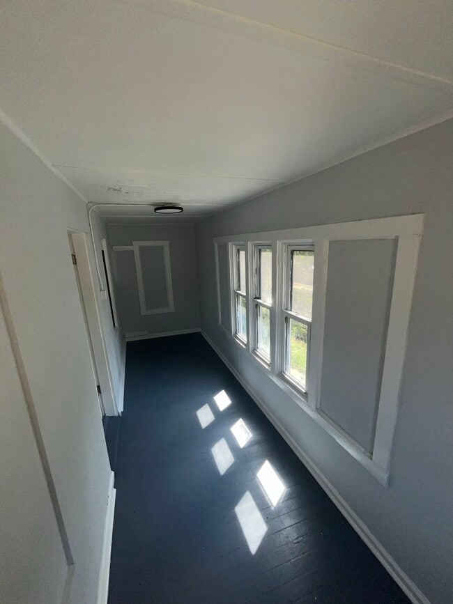Photo - 1365 Rutledge St