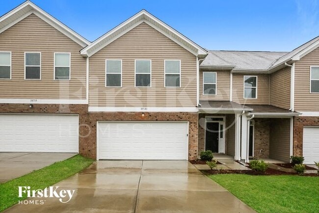 Photo - 10721 Rivergate Dr NW House