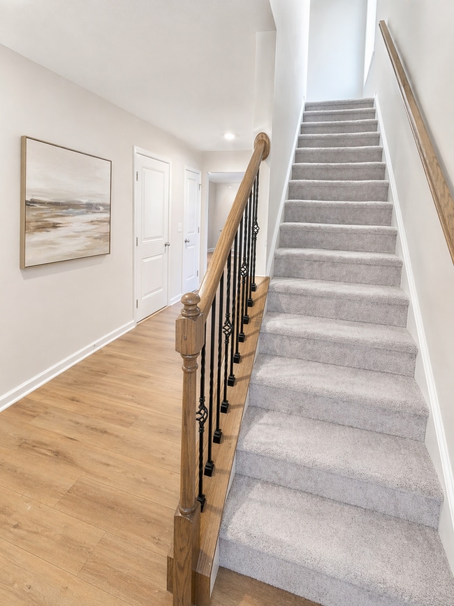 Photo - Wonderful Five Bedroom Home Located in a Cozy Neighborhood!