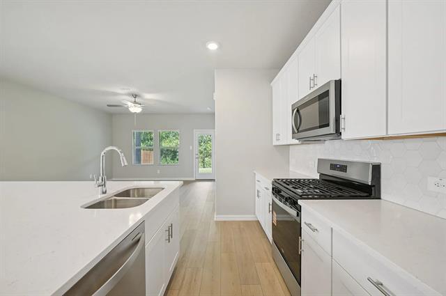 Photo - 524 Clover Crk Dr