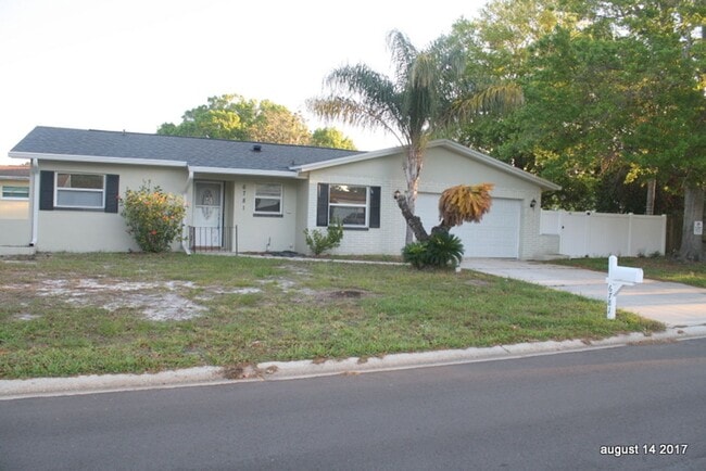 Building Photo - Charming 3 bedroom 2 bath in North Clearwa... Rental