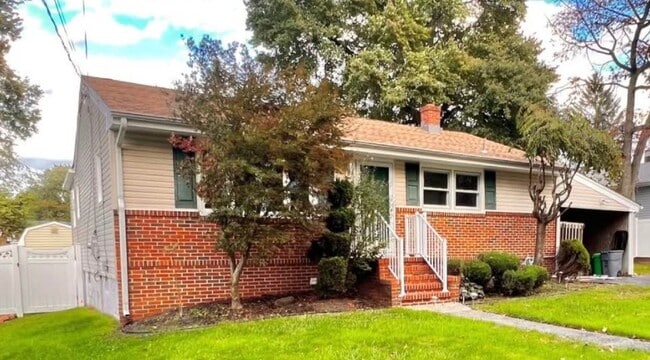 Building Photo - 837 Prospect Ave Rental
