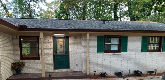 Photo - 1451 Snapfinger Rd