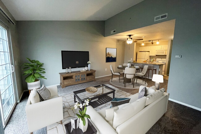 Photo - Lakes at Woodmont