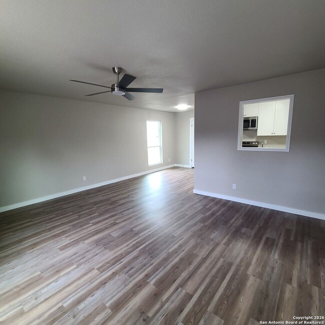 Photo - 3 Bedrooms 1 and 1/2 Bath