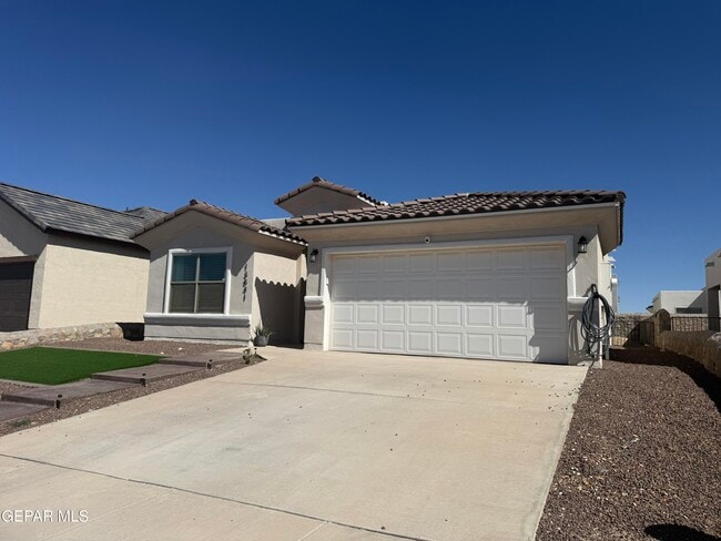 Photo - 13841 Paseo Central Ave