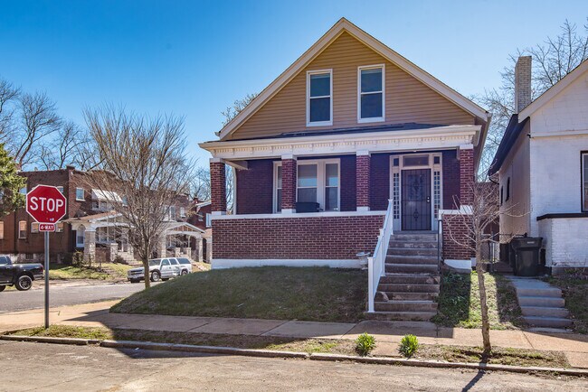 Photo - 3100 Potomac St