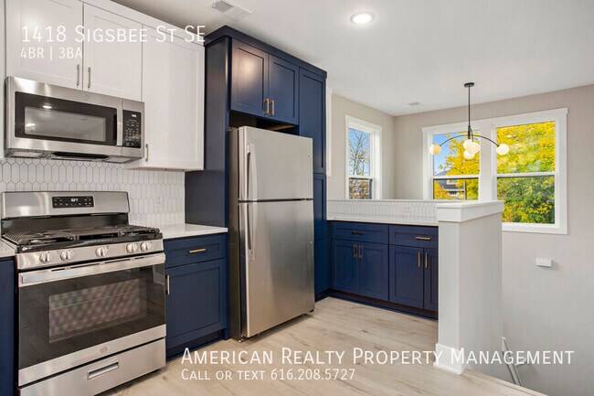 Photo - 1418 Sigsbee St SE