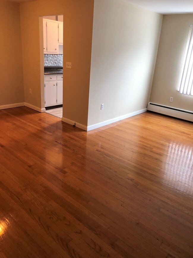 Photo - Fairview Street Apartments