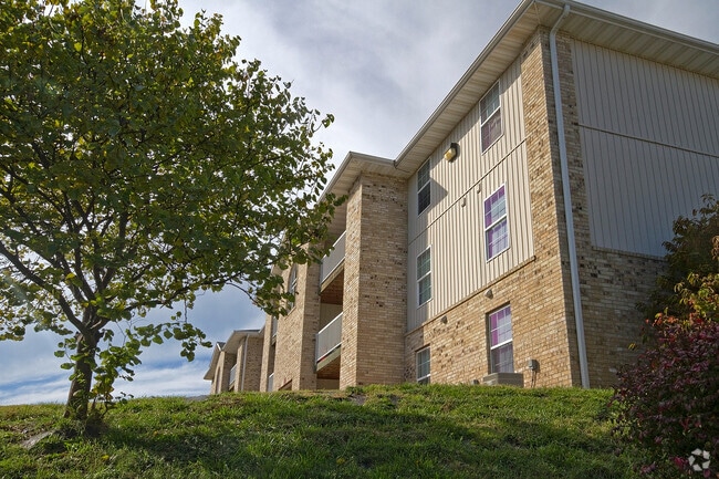 Building Photo - Lakewood Village Rental