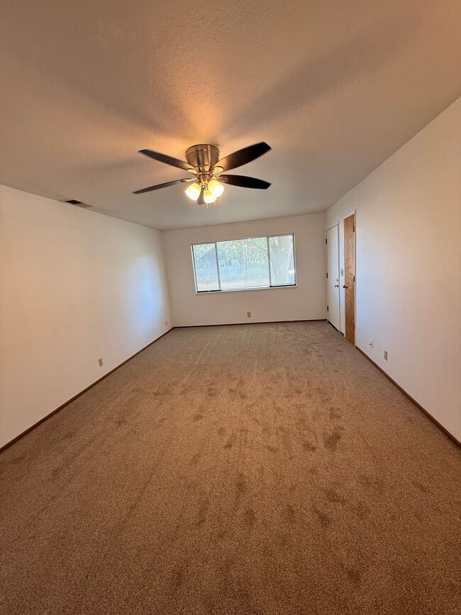 Photo - 965 Cyndi Cir Unit 965 Cyndi Circle #B