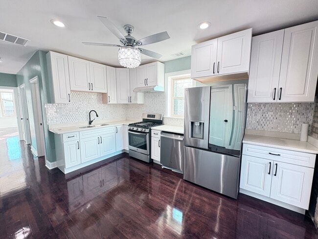 Photo - 2026 W McLean Ave