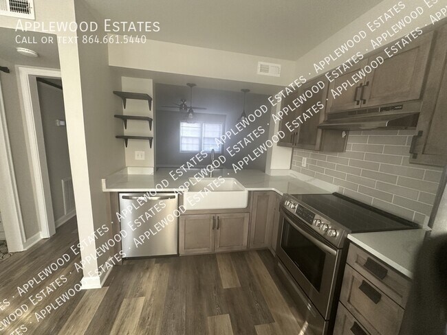 Photo - 1434 Dover Rd