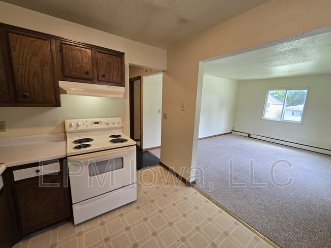 Photo - 209 Baltimore St