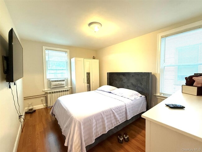 Photo - 78-59 83rd St